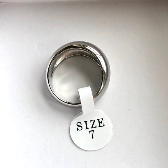 Medium Sliver Dome Ring - Picture 3 of 5